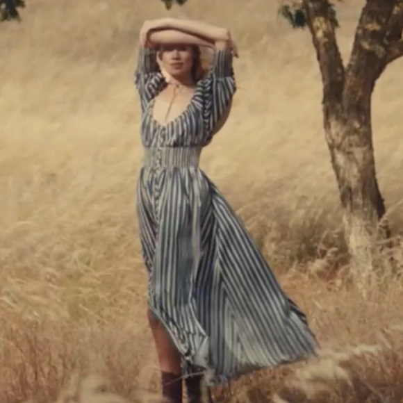 Anthropologie sweetheart midi long sleeves dress - Picture 10 of 12